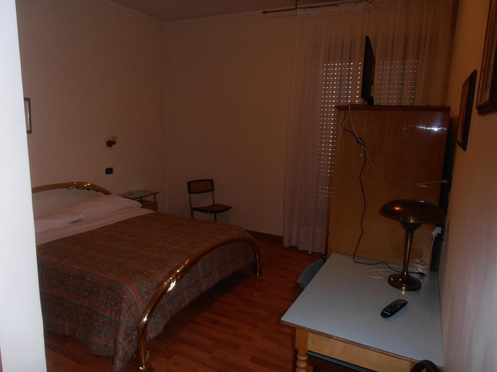Hotel Giusy ペルージャ エクステリア 写真